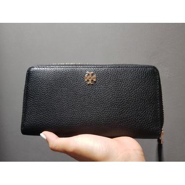 Tory Burch กระเป๋าสตางค์ใบยาวซิปรอบ