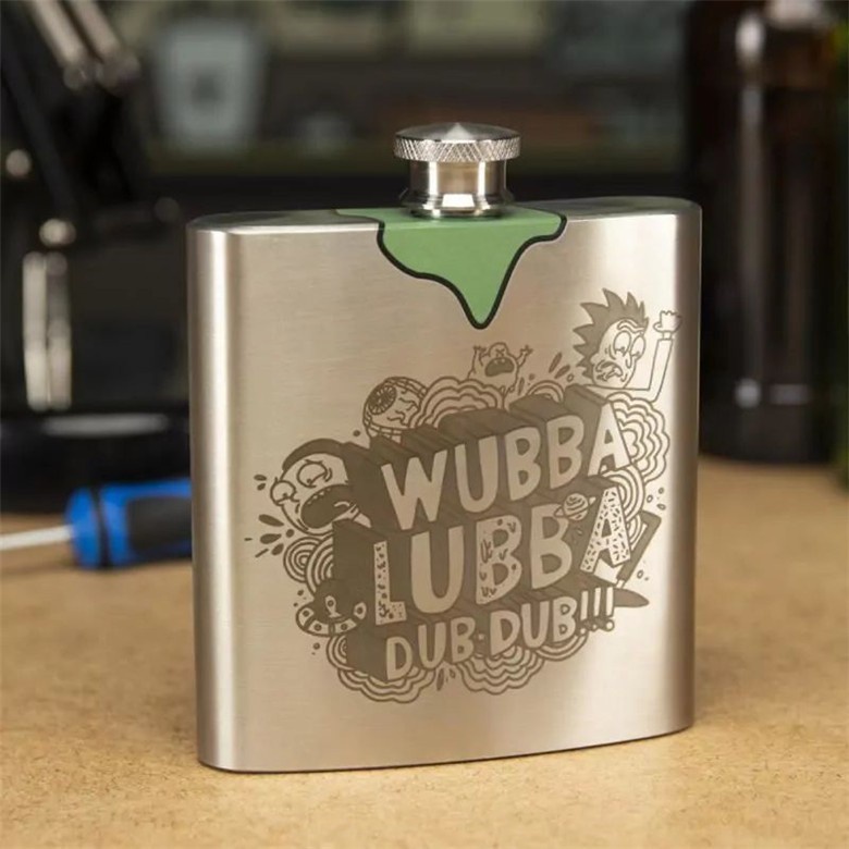 Rick and Morty "WUBBA LUBBA DUBUBE" สแตนเลส 6 Oz. กระติกน้ําสะโพก