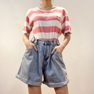 เสื้อยืดลายทางขาวชมพู ผ้าใส่สบายมากๆ มีน้องหมาที่อกซ้าย