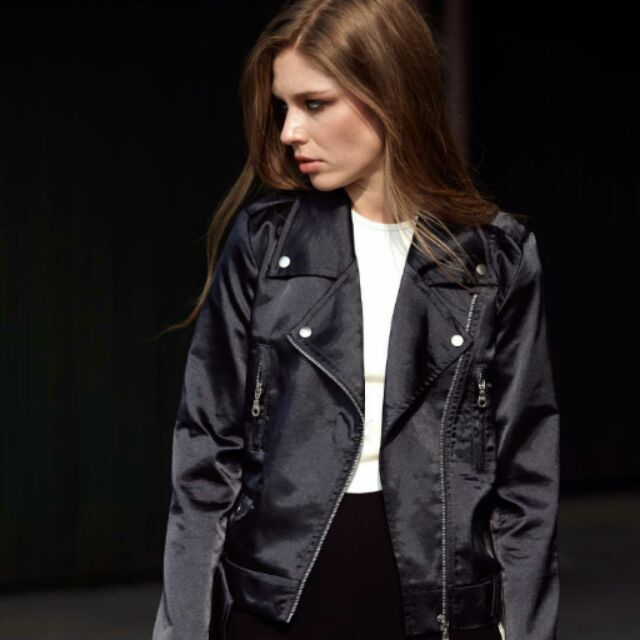 jacket by blogs (new)(s)