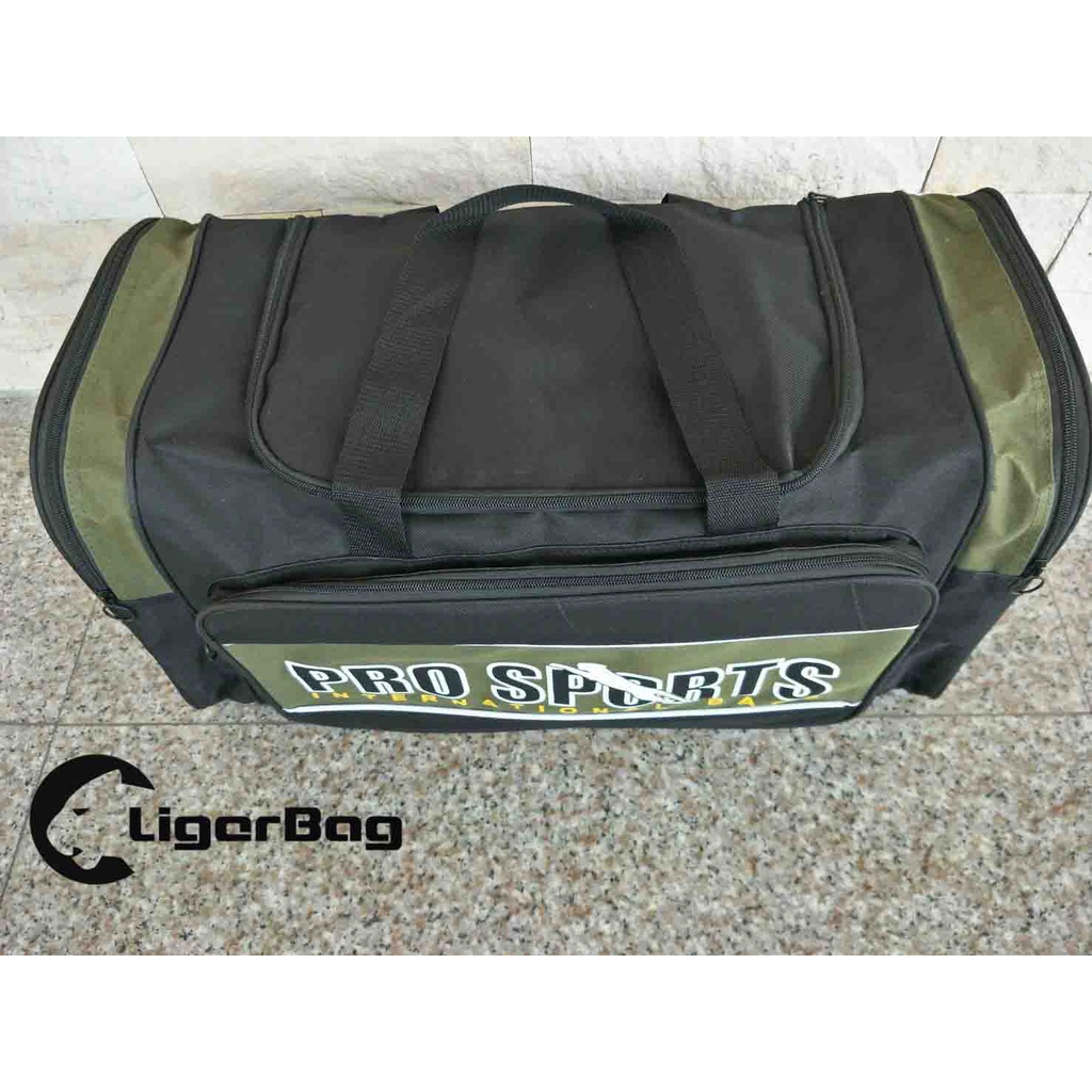 กระเป๋าเดินทางแบบถือ กระเป๋าใส่เสื้อผ้า รุ่น LG-1395 ( ขนาด : 31 x 59 x 27 CM )