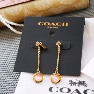 🇺🇸ตุ้มหูCOACHสีทอง-เพชรชมพู F67128