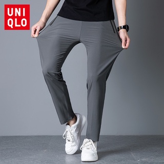 Uniqlo กางเกงวอร์มลําลอง ทรงหลวม เหมาะกับการวิ่ง เล่นกีฬา แฟชั่นฤดูร้อน สไตล์คลาสสิก สําหรับผู้ชาย