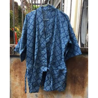 Jinbei Yukata | เสื้อคลุมสไตล์ญี่ปุ่นผ้าฝ้ายสีคราม สี่เหลี่ยมเปียกปูน