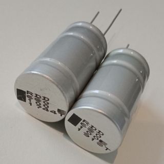 Capacitor  680uf100v ขนาด18*36 ขายแพค10ตัว150บาท