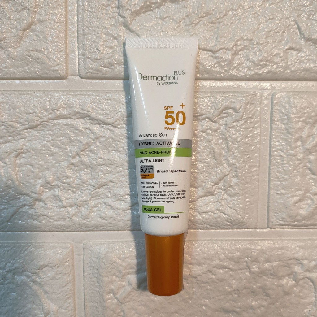 Dermaction Plus by Watsons Advanced Sun Hybrid Activated Zinc Acne