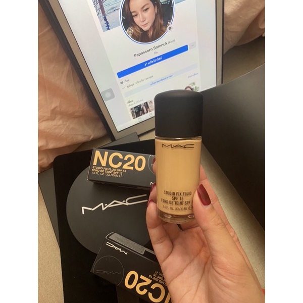 รองพื้น mac สั่งมาแพคคู่ค่ะ แบ่งขาย1อัน nc20