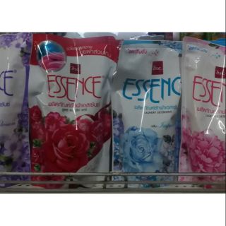 เอสเซ้นซ์ น้ำยาซักผ้า ESSENCE ถุงเติม 400 มล.