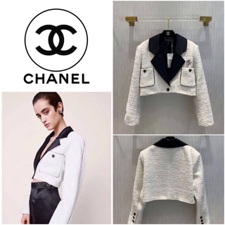 เสื้อแจ็คเก็ต CHANEL  FALL WINTER COLLECTION TWEED CROPED JACKET WHITE