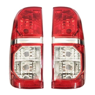 เสื้อไฟท้าย Toyota Hilux Vigo Champ ปี 2011-2015 จำนวน 1 คู่ ยี่ห้อ Diamond