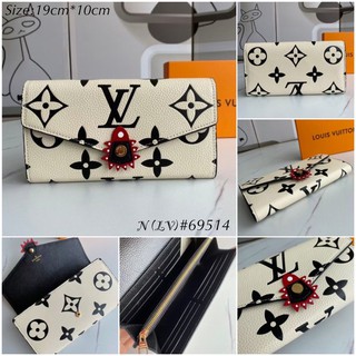 กระเป๋าสตางค์ Louis vuitton ใบยาว Hi end มาใหม่ สวยมาก