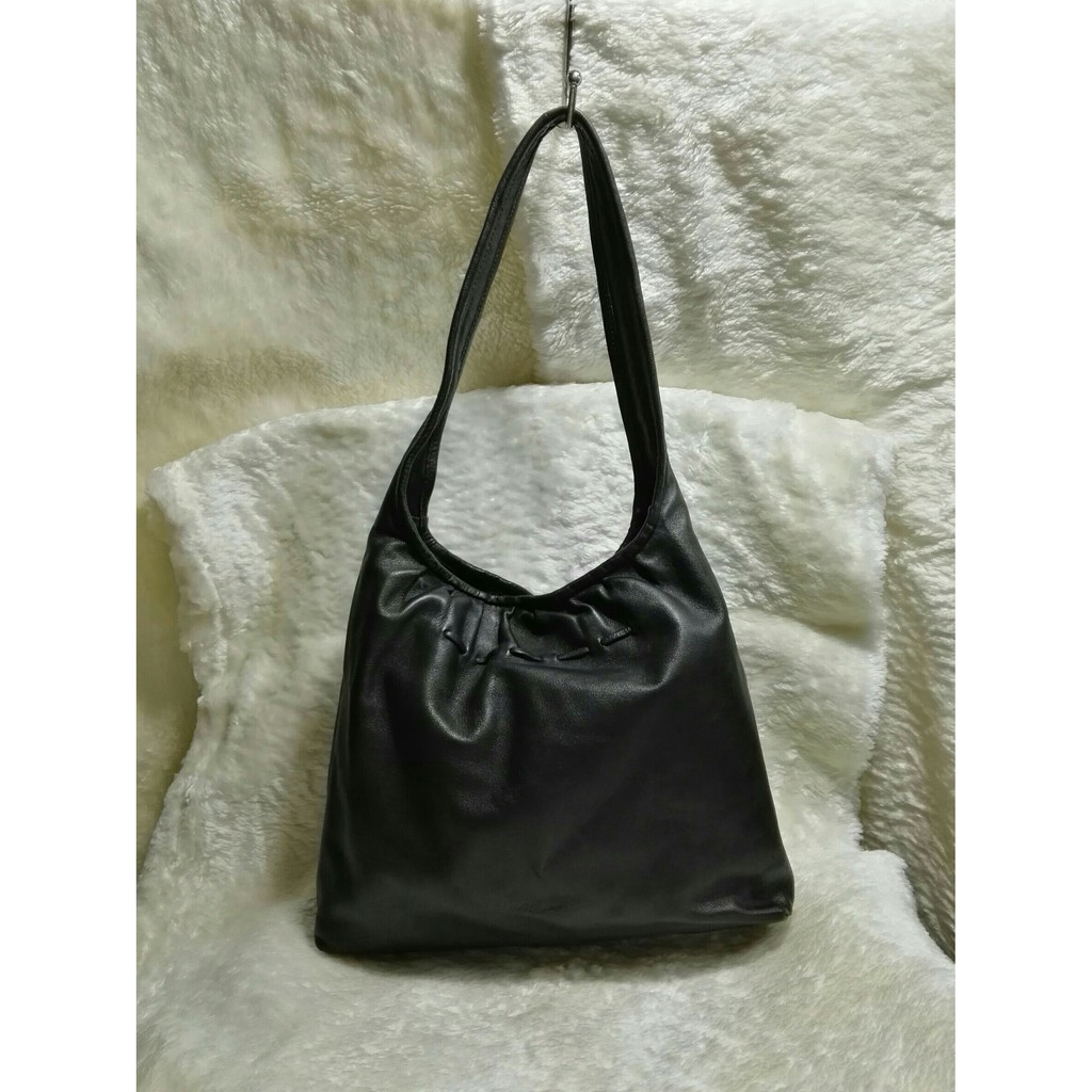 กระเป๋ามือสอง / กระเป๋าหนังวัวแท้ยี่ห้อ FLYNOW