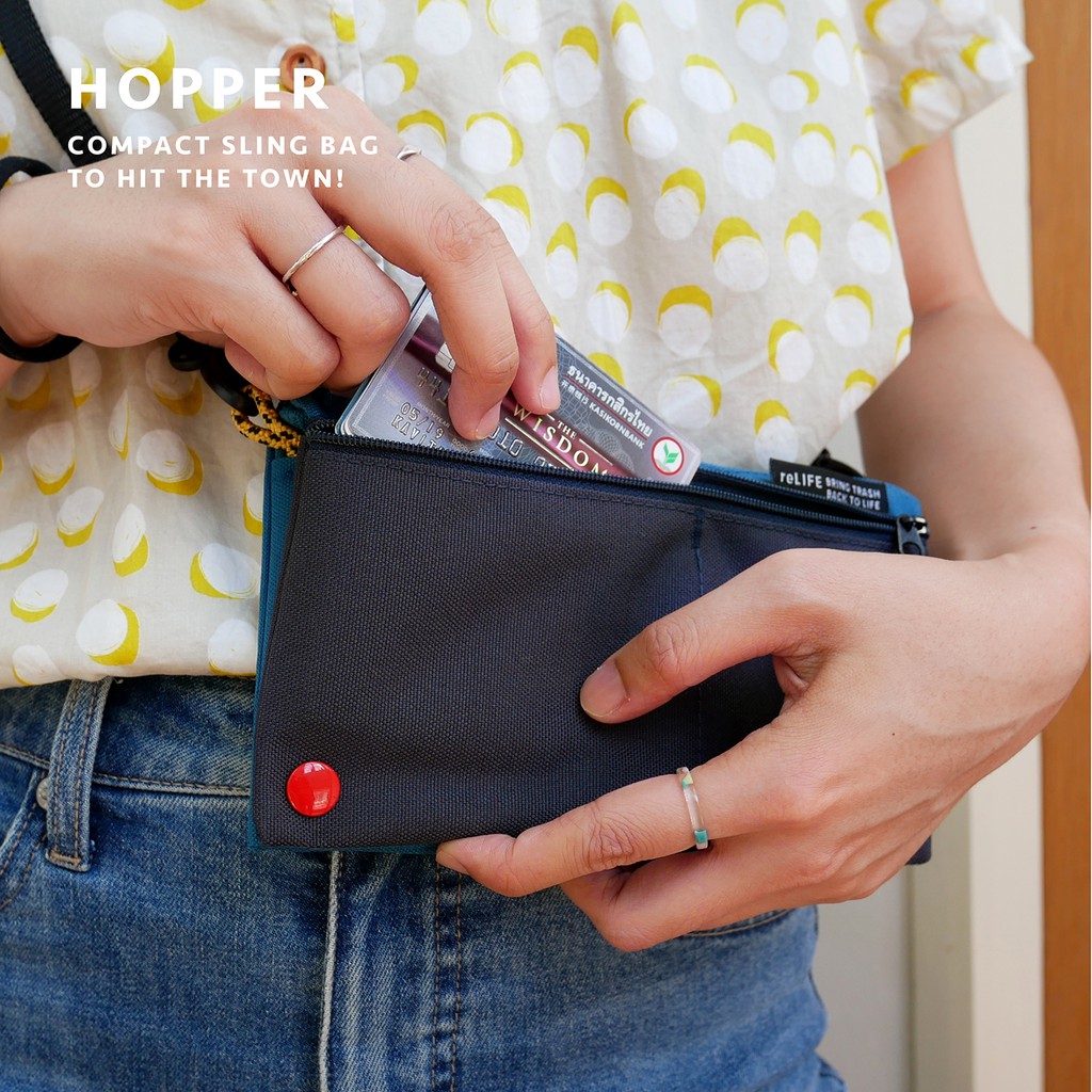 Hopper relife charcoal navy sling bag กระเป๋าสะพายข้างรุ่นฮอปเปอร์ / กระเป๋าสตางค์