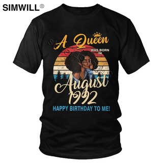 เสื้อยืดคอกลม แขนสั้น ผ้าฝ้าย พิมพ์ลาย A Queen Was Born In August 1992 สไตล์เรโทร ของขวัญวันเกิด