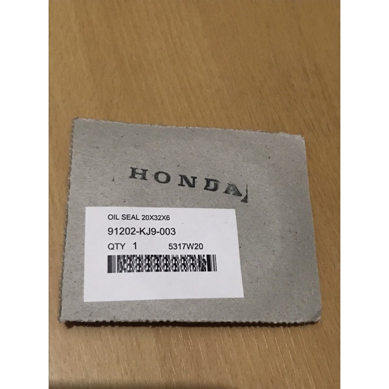 ซีลขวาซีล Honda Beat Vario PCX Spacy Vario 125 91202 KJ9 003 ซีลน้ํามัน 20x32x6
