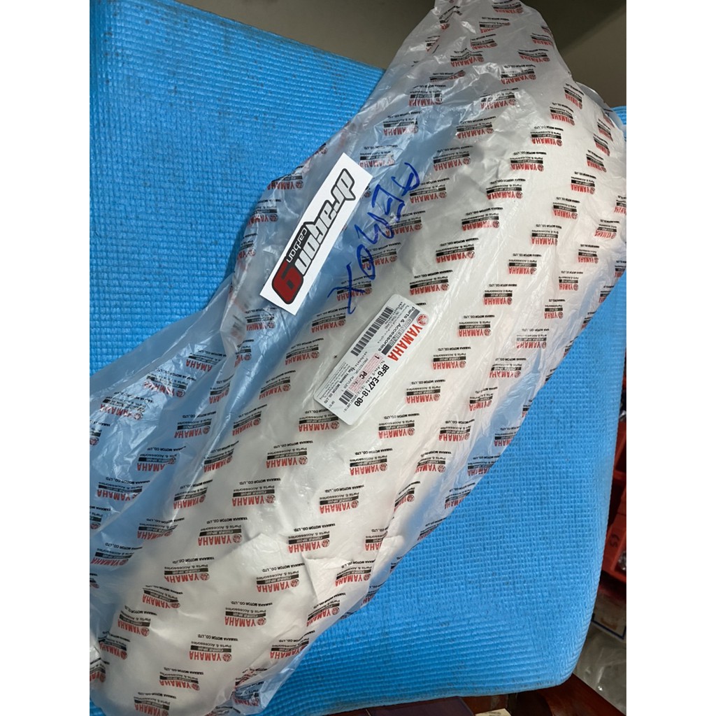 ข้างท่อ AEROX  คาร์บอนแท้ๆสวยๆชิ้นงานจาก0 นะคับ พร้อมของแถมช่วงโปรพิเศษ