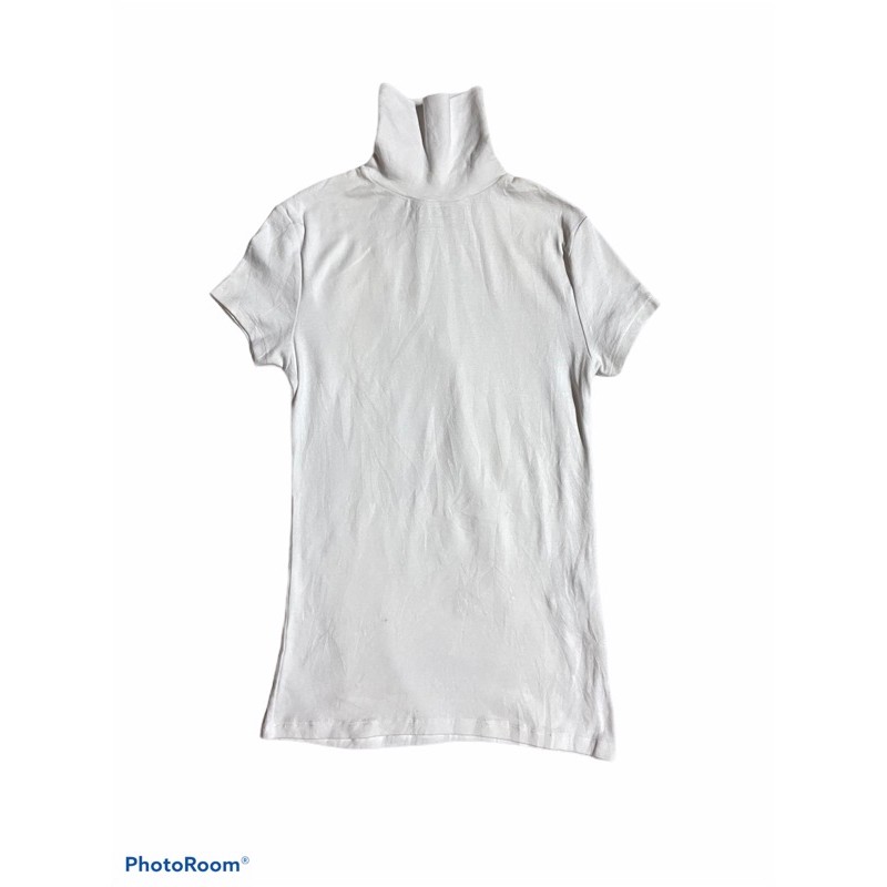 เสื้อยืดคอเต่าผู้หญิง zara size L mex 30 สีขาว ใหม่กริ้บ