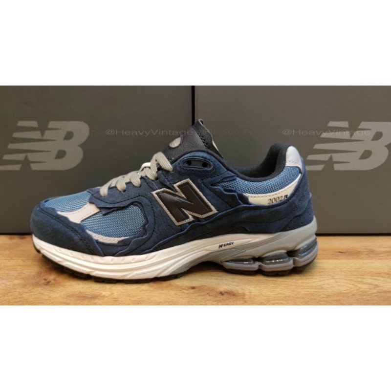 NEW BALANCE 2002R PROTECTION PACK รองเท้านิวบาลานซ์
