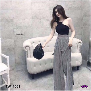 👗Pfashion [ส่งไว!!🚛] P11061 Set 2 ชิ้น เสื้อสายเดี่ยว 1 ข้าง + กางเกงริ้วขายาว Set 2 Piece Single Strap Top +