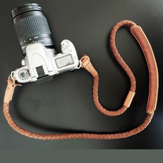 สายกล้อง แบบคล้องคอ รุ่น Rope-Tan 110 cm. Weaving leather Rope Camera Strap หนังแท้ งาน handcraft เครื่องหนัง Vanchada