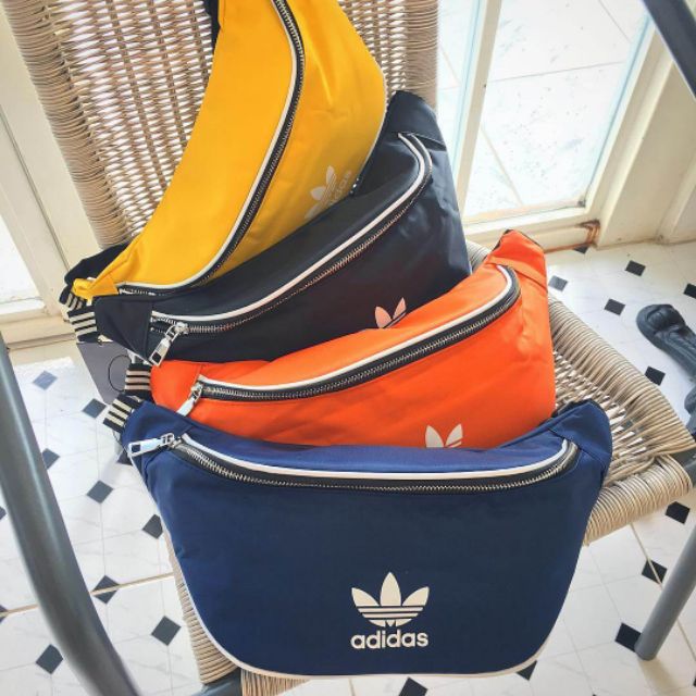กระเป๋า Adidas คาดอก คาดเอว