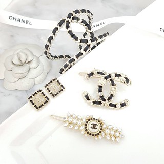 Chanel Accessories งาน 1:1 เหมือนของแท้เป๊ะๆค่ะ รับรองงานสวยมากกกกก ดูหรู ดูผู้ดีสุดๆ งานดี