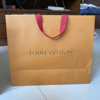 ถุงกระดาษหลุยส์ louis vuitton คอลเล็กชั่นล่าสุด