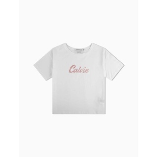 HH CALVIN KLEIN WOMEN เสื้อยืดแขนสั้นโลโก้ CK รุ่น J212645 YAF สีขาว เสื้อยืดคอกลม