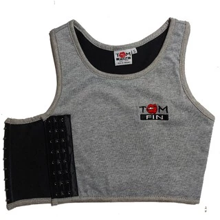 Tom Fin เสื้อกล้ามทอม เสื้อในทอม นมใหญ่แค่ไหนก็แบน - รุ่น ครึ่งตัว