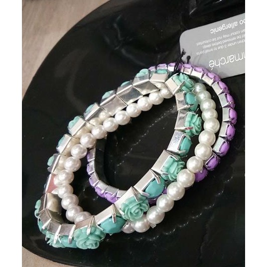 กำไลข้อมือ blacelet 3เส้น 3แบบ สวย น่ารัก