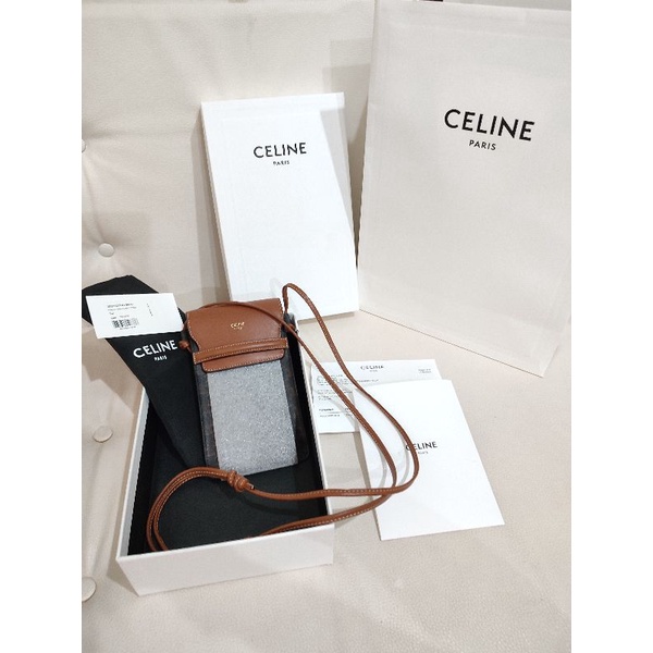 Celine phone pouch ปี22 +Full set ใบเสร็จจริง