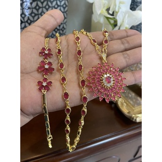 พร้อมส่ง ชุดเซทพลอยแดง จี้พร้อมสร้อยคอพลอยพร้อมข้อมือลายเอกไม้ งานสวยสุดๆ