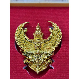 พญาครุฑรุ่นรวยสุดสุด เนื้อกะไหล่ทอง หลวงพ่อวราห์ วัดโพธิทอง