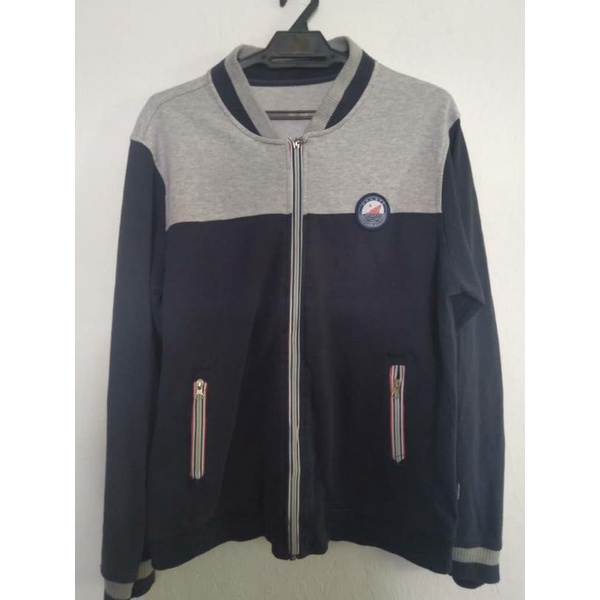 ZIPPER SWEATSHIRT . ล็อคสด