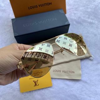 Louis หน้าลาย สีทอง พร้อมส่ง