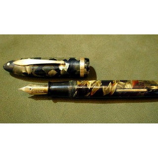 ปากกามือสอง ของแท้  ปากกาหมึกซึม sheaffer life time 1932 USA ตัวด้ามอครีลิคลายหินเขียว