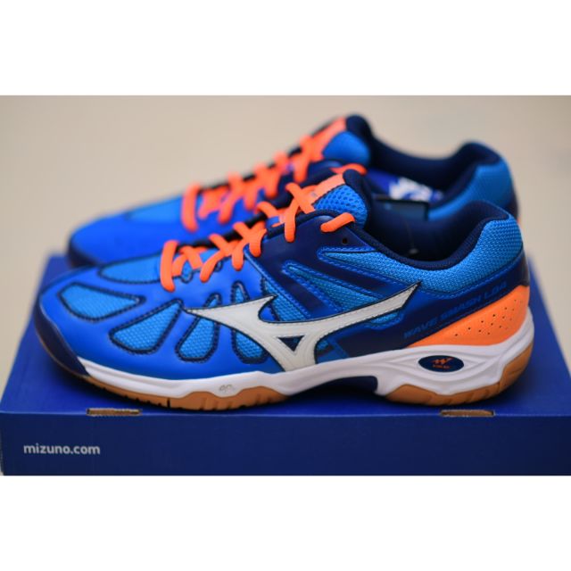 mizuno wave smash lo4