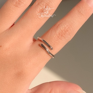 She with Cheewa | silver925 | flexi ring แหวนเงินแท้ มินิมอล เท็กเจอร์เป็นคลื่นๆ สามารถปรับขนาดตามนิ้วได้เลยค่ะ