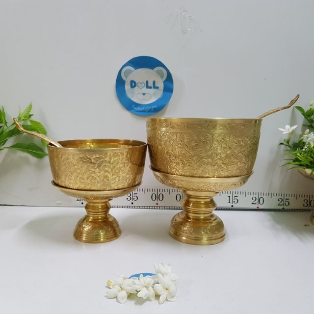 Brass byfa *ขันพานรองทองเหลือง 6,7” ตอกลายทองเหลืองขนาด 6 นิ้วและ 7 นิ้วพร้อมทัพพีลายดอกไม้สวยงาม