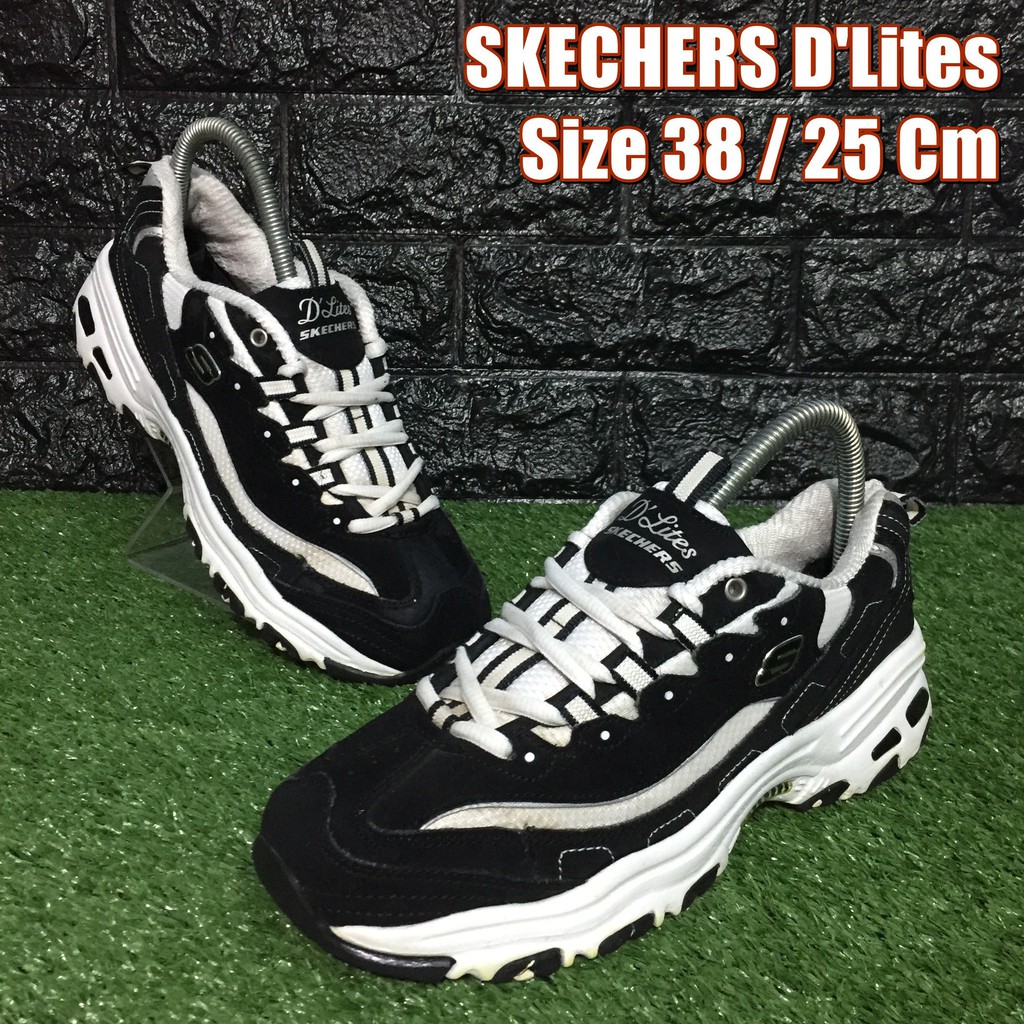 SKECHERS D'Lites รองเท้าผ้าใบมือสอง