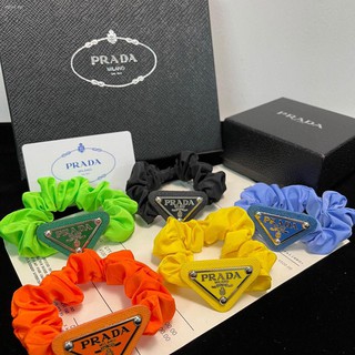 ยางรัดผม PRADA สีห้าสีมีให้เลือก