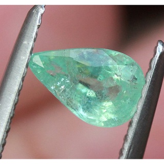 พลอยพาไรบาทัวร์มารีน (Paraiba Tourmaline) นน0.66กะรัต