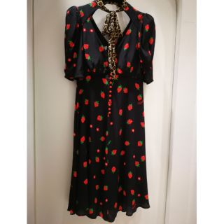 Sretsis strawberry dress