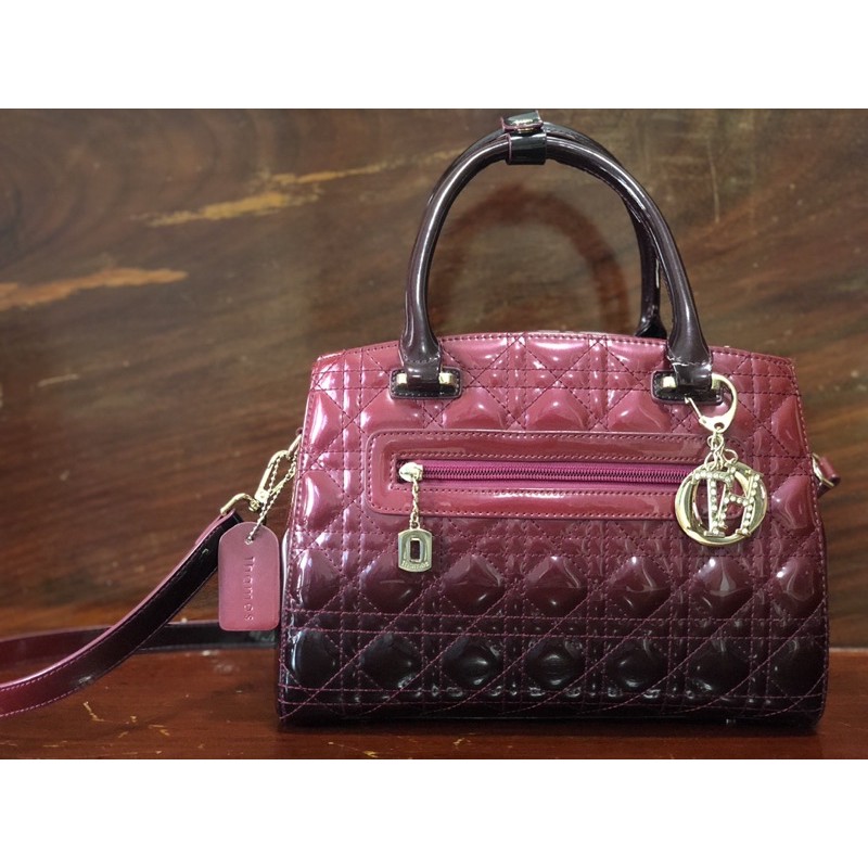 กระเป๋าสะพาย thames ‼️แท้ ‼️