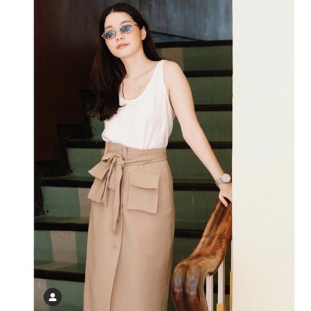 Lookbook pocket skirt beige (M)