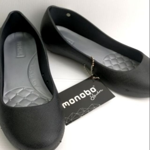 รองเท้าคัชชู monobo ของใหม่