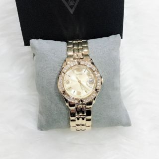 GUESS Womens Stainless Steel
Crystal Accented watch
U85110L1/Gold Tone