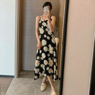 Daisy slip dress งานเดรสสายเดี่ยวผ้าลื่น ใส่ง่าย เเมทง่ายได้หลายสไตส #งานนำเข้า