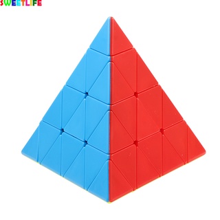 The third-order pyramid cube ลูกบาศก์ทรงสามเหลี่ยมของเล่นสําหรับเด็ก