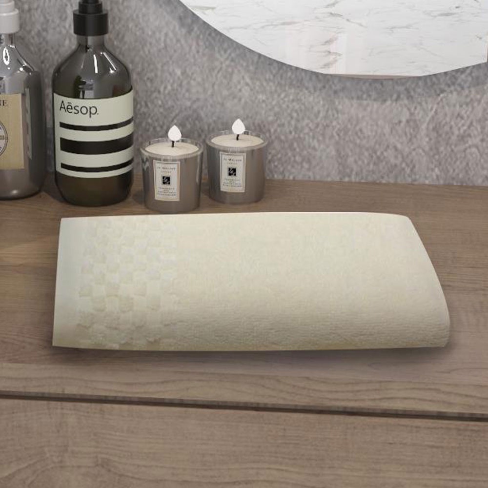 Homebase HLS ผ้าเช็ดตัวผ้าฝ้าย 100% นุ่มดูดซับนําเข้าจากประเทศไทย มาตรฐานโรงแรม 68x137cm - Pixie Cre